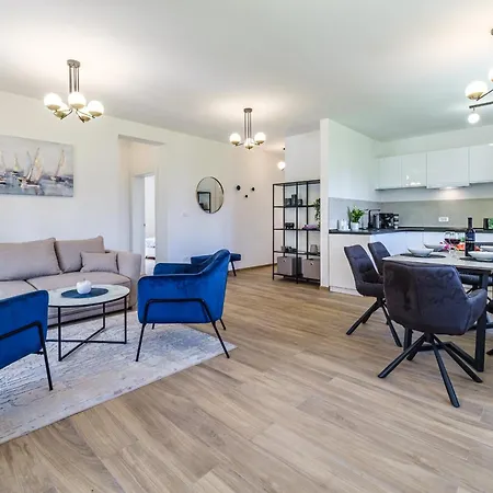 Janie Βίλα Splitska